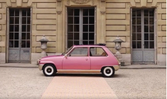 Le modèle mythique revisité pour ses 50 ans crédit photo : Capture d’écran Instagram @renault_co