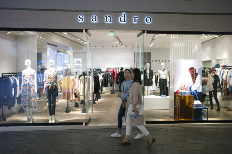 Le groupe SMCP possède notamment Sandro ou encore De Fursac (illustration) ( AFP / FRED DUFOUR )