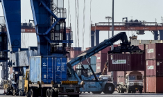 ( AFP / SAM PANTHAKY )