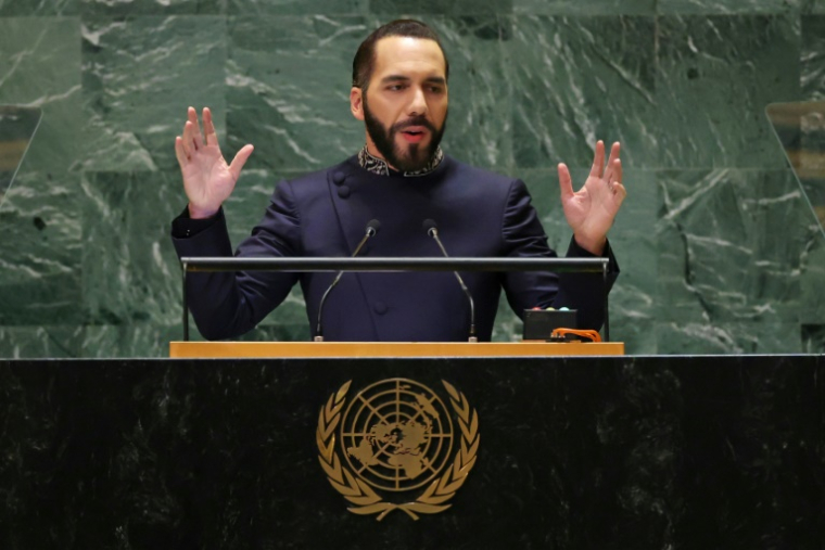 Le président du Salvador Nayib Bukele à la tribune de l'Assemblée générale des Nations Unies à New York, le 25 septembre 2024 ( AFP / Charly TRIBALLEAU )