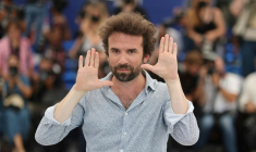 Le cinéaste et militant écologiste Cyril Dion, le 12 juillet 2021 au festival de Cannes ( AFP / Valery HACHE )
