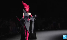 Cardi B, robe vivante et adieux : la haute couture fait son show