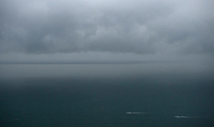 Deux bateaux de pêche dans le Golfe de Gascogne. ( AFP / FRED TANNEAU )