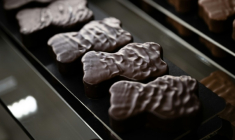 Des oursons en chocolat dans une boutique de La Maison du Chocolat, le 27 octobre 2026 à Paris ( AFP / Lou BENOIST )