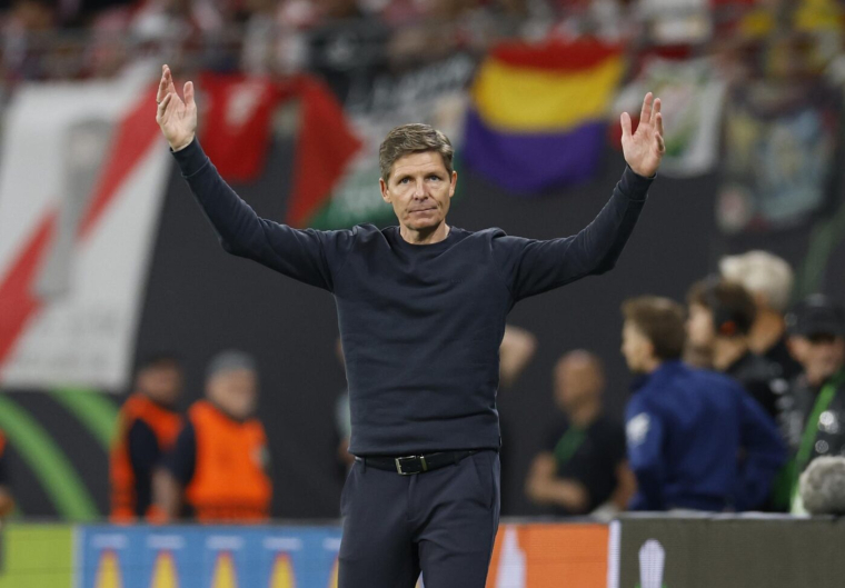 Oliver Glasner reste sur un banc de Premier League