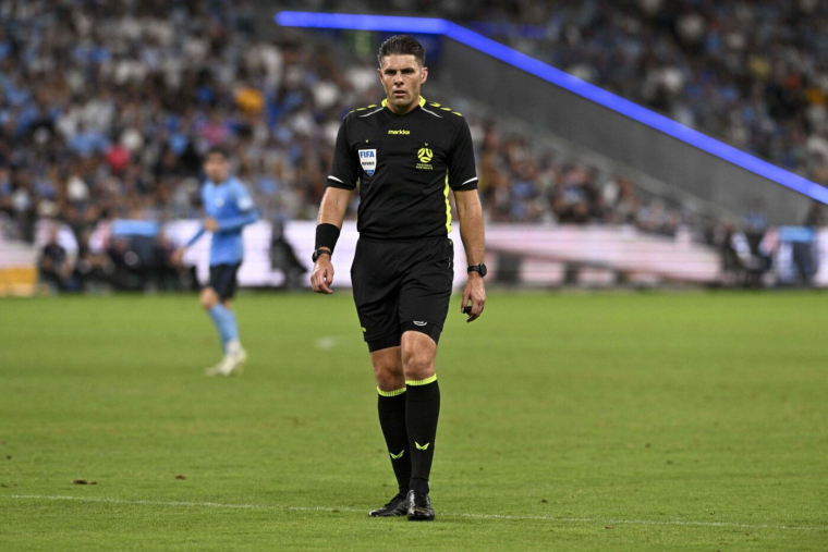 La FIFA blanchit un arbitre accusé d’avoir réalisé un geste d'extrême droite