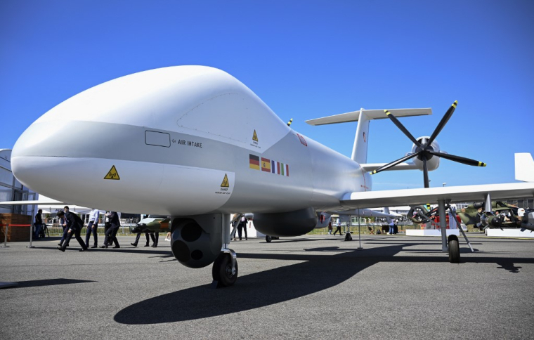 Un Eurodrone à Schönefeld, en Allemagne, le 22 juin 2022. ( AFP / TOBIAS SCHWARZ )