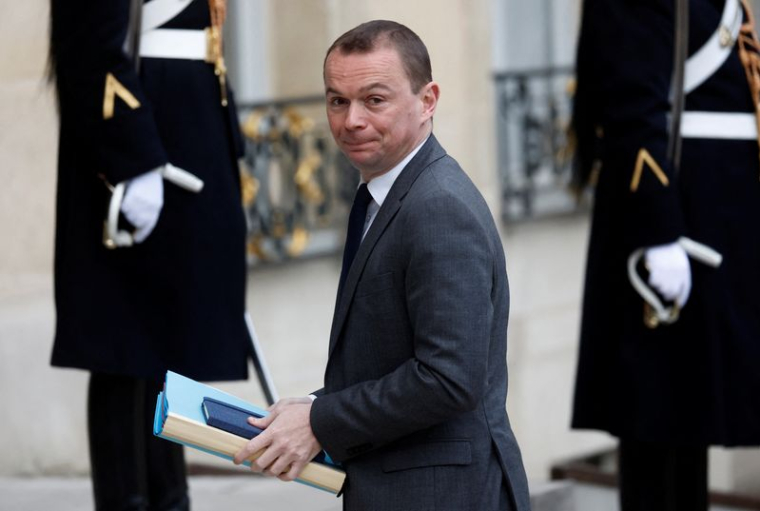 Deuxième session plénière du Conseil National de la Réfondation (CNR) au Palais de l'Elysée à Paris