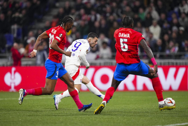 L'OL ne fait qu'une bouchée du FCSB