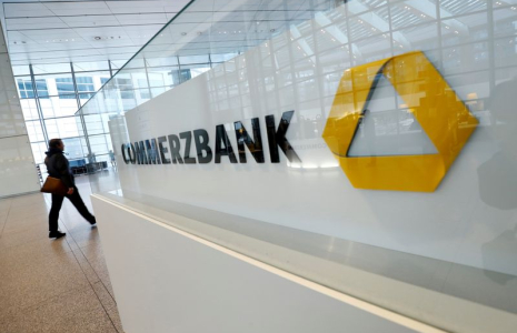 COMMERZBANK VISE UN BÉNÉFICE DÈS 2021 APRÈS UN TROISIÈME TRIMESTRE MEILLEUR QUE PRÉVU