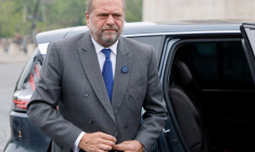 FRANCE: ERIC DUPOND-MORETTI RENVOYÉ DEVANT LA COUR DE JUSTICE DE LA RÉPUBLIQUE