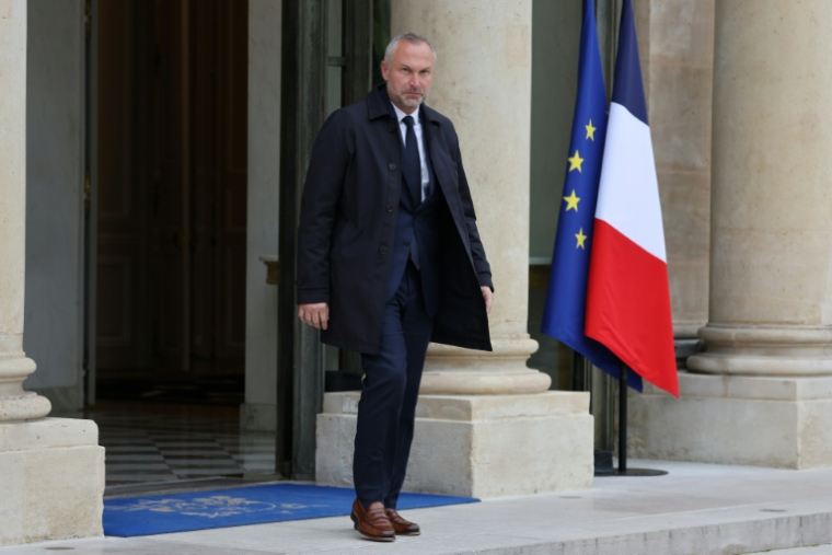 Le chef du groupe de députés centristes Liot, Laurent Panifous, quitte l'Elysée après une réunion avec le président Emmanuel Macron, le 10 octobre 2025 à Paris ( AFP / Ludovic MARIN )