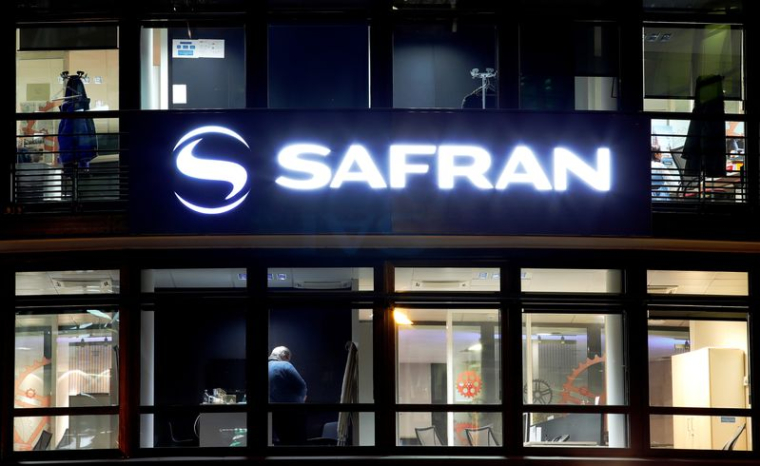 SAFRAN AFFICHE UN BÉNÉFICE SEMESTRIEL EN HAUSSE MALGRÉ DES DIFFICULTÉS SUR LA CHAÎNE D'APPROVISIONNEMENT