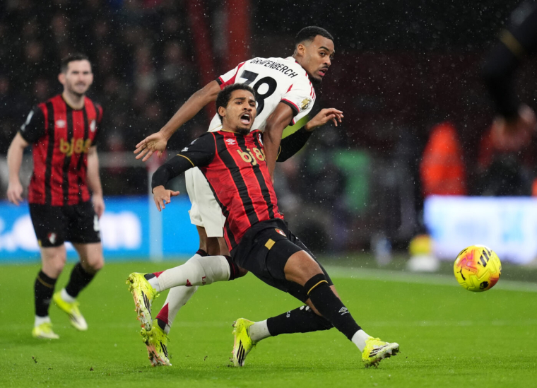 Liverpool sombre à Bournemouth