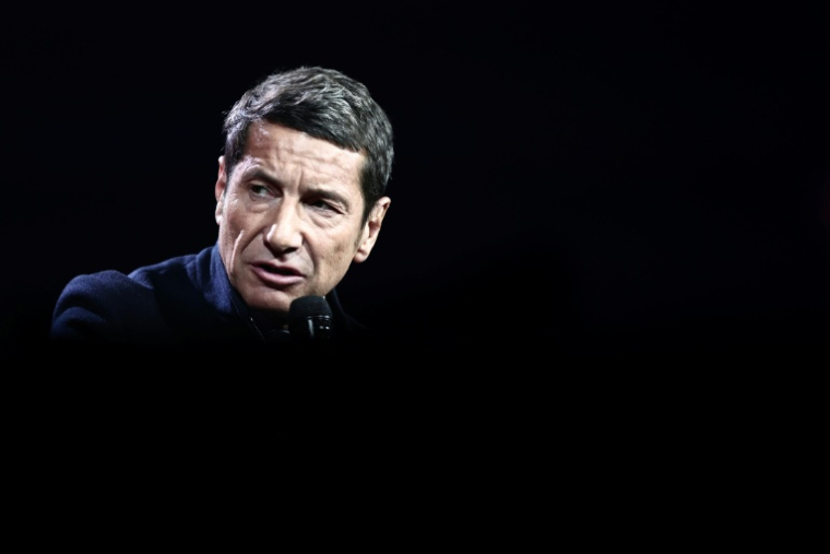 David Lisnard, maire de Cannes et président de l'Association des maires de France (AMF), le 25 novembre 2025 à Paris ( AFP / Thibaud MORITZ )