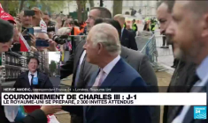 Couronnement de Charles III : le Royaume-Uni se prépare, 2 300 invités attendus