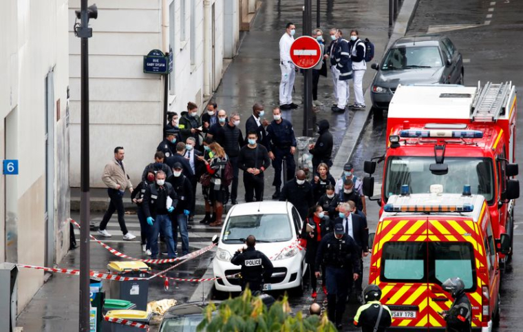 QUATRE PERSONNES BLESSÉES À L'ARME BLANCHE À PARIS PRÈS DES ANCIENS LOCAUX DE CHARLIE HEBDO