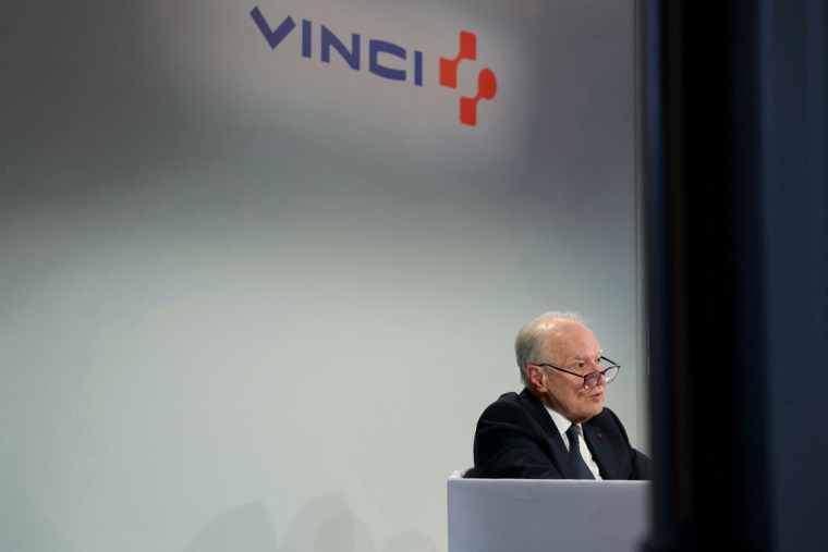 Xavier Huillard à Paris, le 8 février 2024. ( AFP / ALAIN JOCARD )