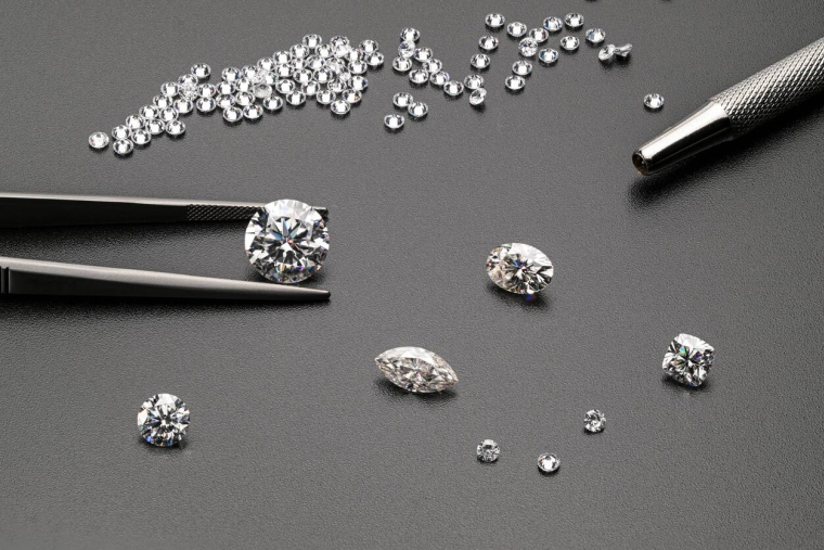 Placement atypique : faut-il investir dans les diamants ? / iStock.com - avagyanlevon