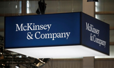 Photo d'archives du logo du cabinet de conseil McKinsey à Viva Tech, à Paris