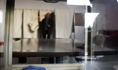 LÉGISLATIVES: LA MAJORITÉ PRÉSIDENTIELLE EN TÊTE DEVANT LA NUPES CHEZ LES FRANÇAIS DE L'ÉTRANGER