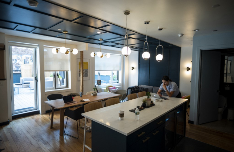 Un espace de coliving à New York, aux États-Unis. (illustration) ( AFP / JOHANNES EISELE )