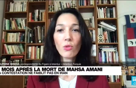 Manifestations en Iran : "nous sommes vraiment dans une séquence révolutionnaire"