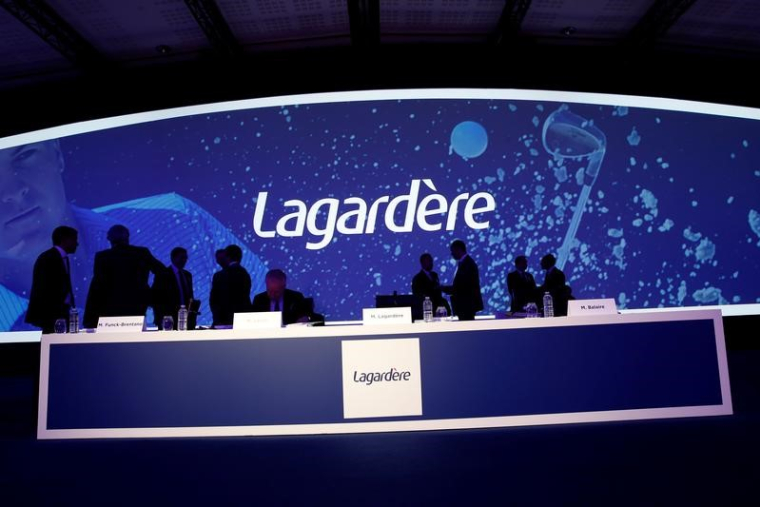 LAGARDÈRE DÉMENT CHERCHER UN PARTENAIRE POUR SES BOUTIQUES RELAY