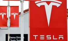 Le constructeur automobile américain Tesla va rappeler 2,9 millions de ses véhicules en Chine en raison d'inquiétudes concernant des portes qui pourraient être difficiles à ouvrir en cas d'urgence ( GETTY IMAGES NORTH AMERICA / MARIO TAMA )