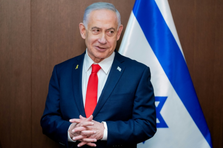 Le Premier ministre israélien Benjamin Netanyahu prend la parole lors d'une rencontre à Jérusalem avec le vice-président américain JD Vance le 22 Octobre 2025.  ( POOL / Nathan HOWARD )