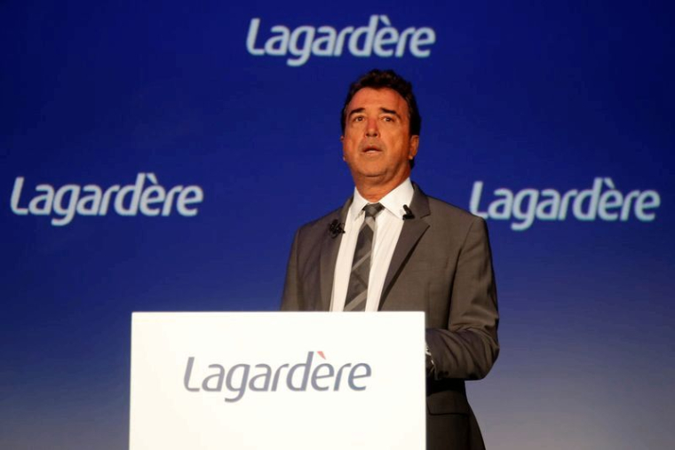 ARNAUD LAGARDÈRE SAUVE LA MISE, LES DÉFIS DEMEURENT