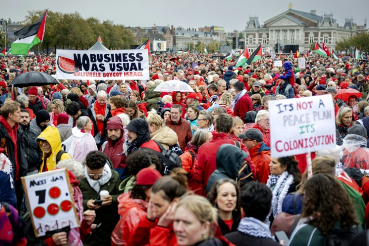Manifestation pour réclamer la fin de la guerre à Gaza à Amsterdam, le 5 octobre 2025 aux Pays-Bas ( ANP / Koen van Weel )