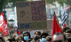 Manifestation lycéenne à Rennes, le 6 octobre 2026 ( AFP / Alain JOCARD )