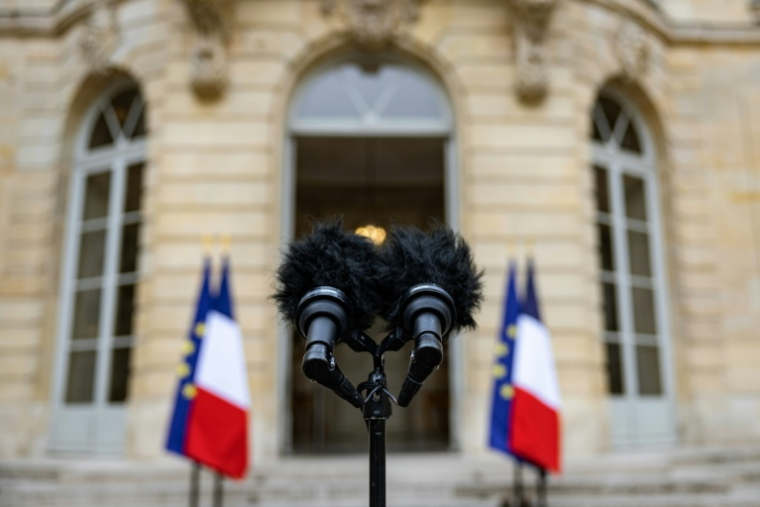 Budget réversible, sans hausses d'impôts, coup de frein dans les dépenses, sous-indexation possible des retraites élevées... ( POOL / Ian LANGSDON )