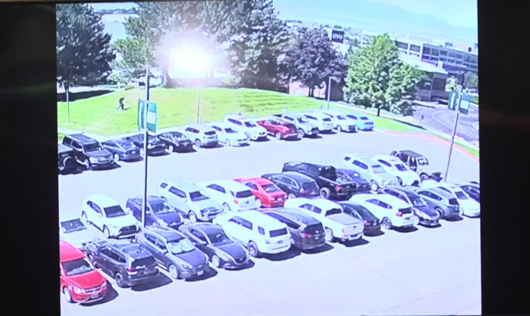 Assassinat de Charlie Kirk: une vidéo montre la fuite du suspect