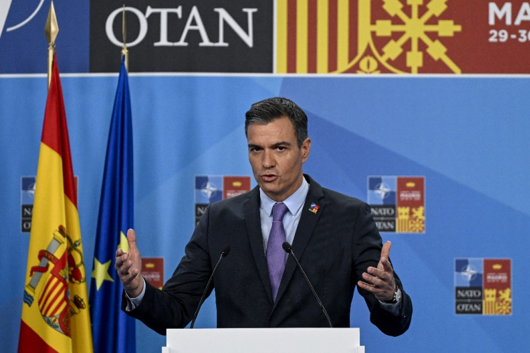 Pedro Sanchez à Madrid, en Espagne, le 30 juin 2022. ( AFP / PIERRE-PHILIPPE MARCOU )