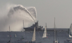 À Concarneau, hommage maritime à Charlie Dalin