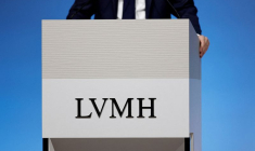 Le groupe de luxe LVMH présente ses résultats annuels 2025 à Paris