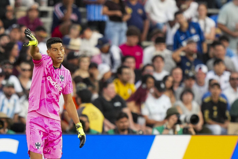 Le gardien de Saragosse s'excuse après son coup de poing