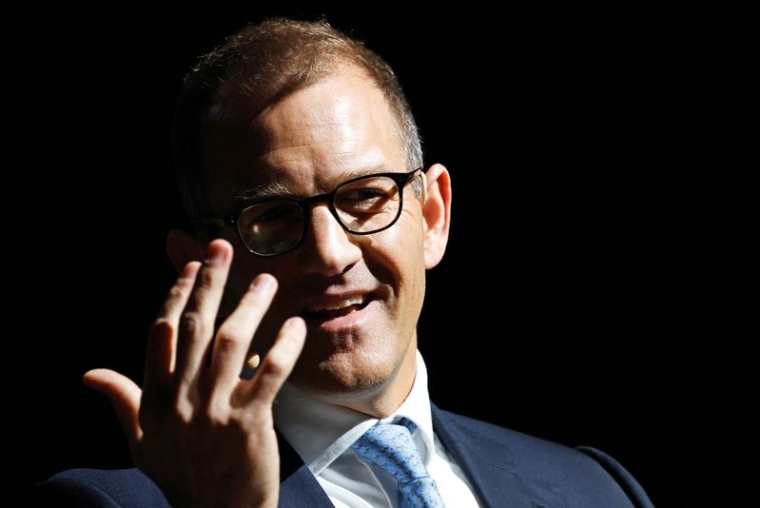 Le milliardaire tchèque Daniel Kretinsky lors d'une conférence à Prague