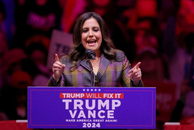 Elise Stefanik, représentante américaine, s'exprime lors d'un rassemblement pour Donald Trump au Madison Square Garden