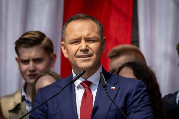 Le candidat nationaliste à la présidentielle en Pologne, Karol Nawrocki, le 25 mai 2025 à Varsovie ( AFP / Wojtek RADWANSKI )