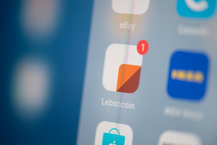 La plateforme internet Le Bon Coin a été condamnée à payer un total de 410.000 euros à la communauté de communes de l'île d'Oléron (CDCO), en Charente-Maritime, pour des manquements relatifs à la taxe de séjour ( AFP / Martin BUREAU )