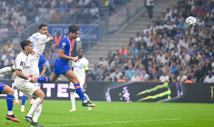Le PSG s'adjuge le Classique et enfonce l'OM