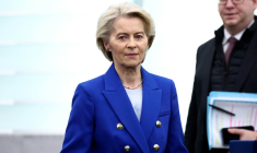 La présidente de la Commission européenne Ursula von der Leyen au parlement européen à Strasbourg, le 8 octobre 2025 ( AFP / FREDERICK FLORIN )