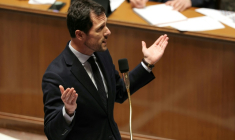 Le ministre délégué chargé de la Transition écologique, Mathieu Lefèvre, le 24 février 2026 à l'Assemblée nationale, à Paris. ( AFP / Thomas SAMSON )