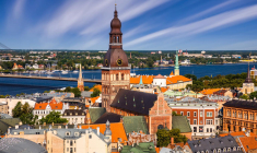 Riga, la capitale lettone, est une destination sympa, accessible et abordable. ( crédit photo : Getty Images )