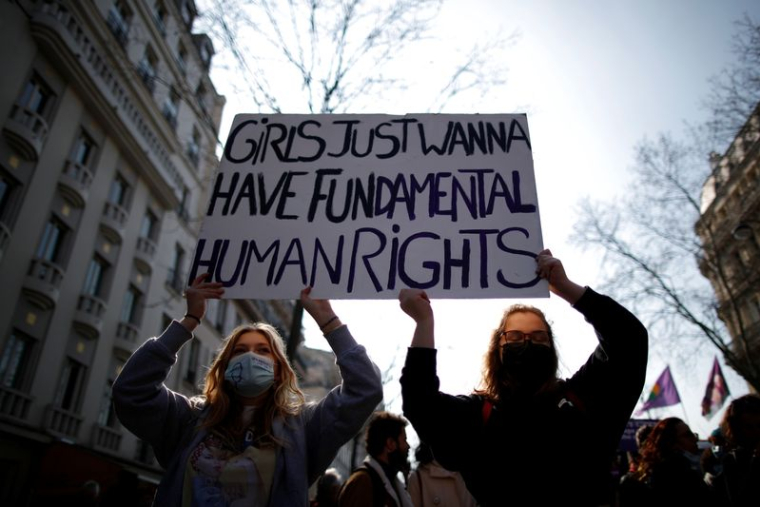 FRANCE: LA CONTRACEPTION DÉSORMAIS GRATUITE POUR LES FEMMES DE 25 ANS ET MOINS