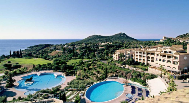 Le spécialiste des résidences de vacances a vu ses ventes progresser de 6,5% au premier semestre. (© Pierre et Vacances)