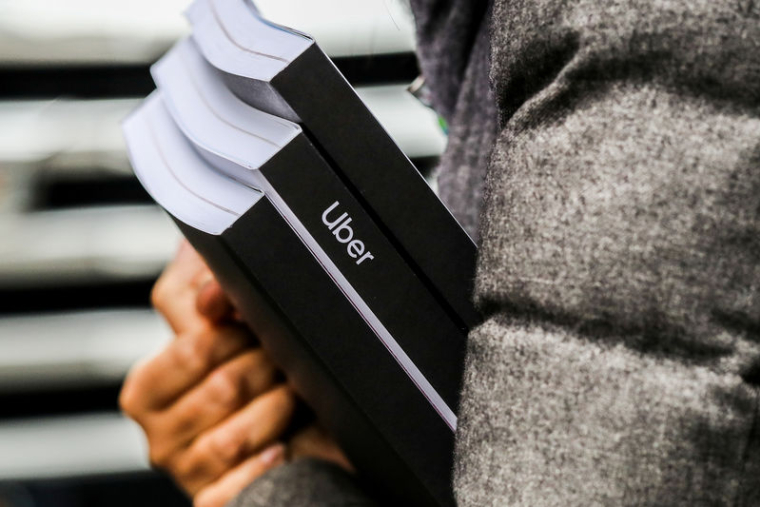 UBER FERA SES DÉBUTS EN BOURSE À 45 DOLLARS POUR LEVER 8,1 MILLARDS DE DOLLARS